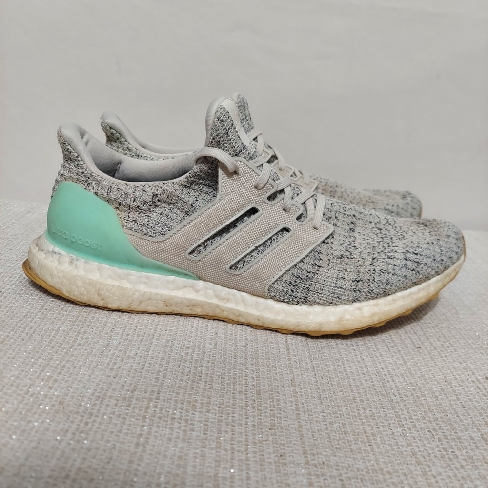 adidas‎ 'UltraBoost 4.0' Carbon Clear Mint Primeknit Trainers Women's Sz. 10.5